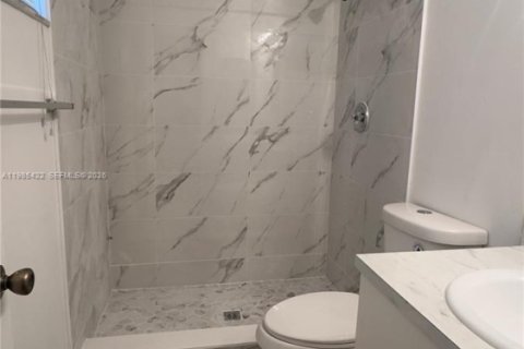 Купить кондоминиум в Пемброк-Пайнс, Флорида 2 спальни, 86.58м2, № 2153716 - фото 6