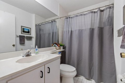 Condo in Boynton Beach, Florida, 2 bedrooms № 2185269 - photo 24