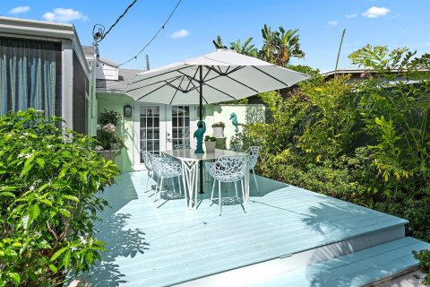 House in West Palm Beach, Florida 2 bedrooms, 119.66 sq.m. № 2158324 - photo 25