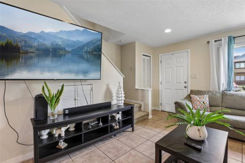 Touwnhouse à vendre à Orlando, Floride: 2 chambres, 90.67 m2 № 2157586 - photo 13