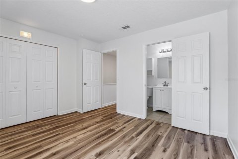Touwnhouse à vendre à Orlando, Floride: 2 chambres, 90.67 m2 № 2157586 - photo 29