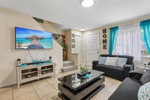 Touwnhouse à vendre à Orlando, Floride: 2 chambres, 90.67 m2 № 2157586 - photo 8