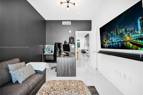 Condominio en venta en Miami, Florida, 2 dormitorios, 152.82 m2 № 1926505 - foto 14