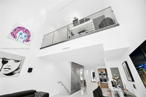 Condominio en venta en Miami, Florida, 2 dormitorios, 152.82 m2 № 1926505 - foto 23