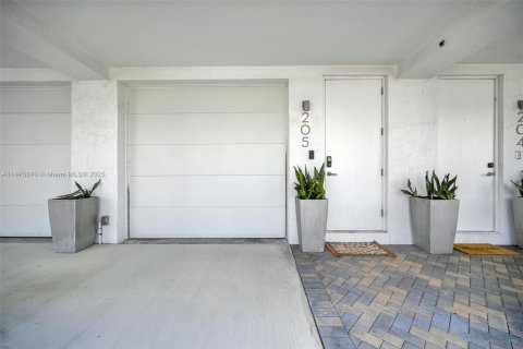 Condominio en venta en Miami, Florida, 2 dormitorios, 152.82 m2 № 1926505 - foto 19