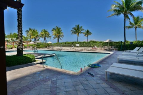 Copropriété à louer à Hallandale Beach, Floride: 2 chambres, 106.84 m2 № 2153583 - photo 12