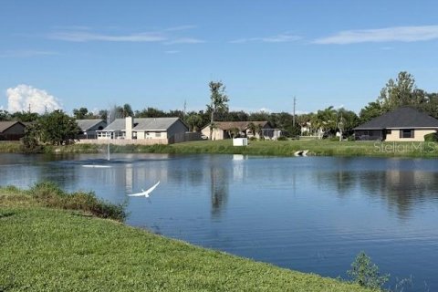 House in Sarasota, Florida 2 bedrooms, 96.25 sq.m. № 1908997 - photo 15