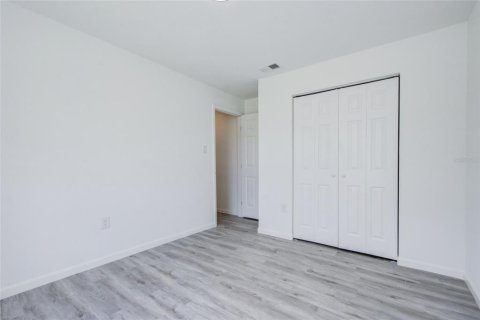 House in Sarasota, Florida 2 bedrooms, 96.25 sq.m. № 1908997 - photo 12
