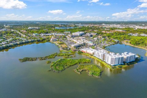 House in Sarasota, Florida 2 bedrooms, 96.25 sq.m. № 1908997 - photo 28