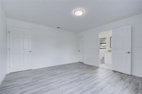 House in Sarasota, Florida 2 bedrooms, 96.25 sq.m. № 1908997 - photo 8