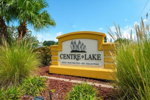 House in Sarasota, Florida 2 bedrooms, 96.25 sq.m. № 1908997 - photo 23