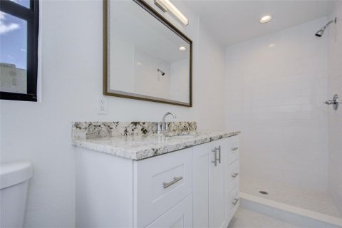 House in Sarasota, Florida 2 bedrooms, 96.25 sq.m. № 1908997 - photo 10