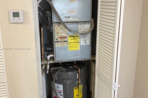 Copropriété à louer à Miami, Floride: 2 chambres, 148.27 m2 № 2006264 - photo 27