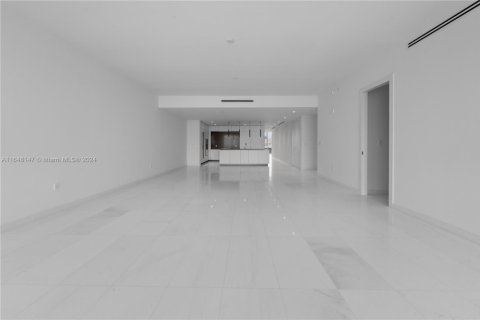 Copropriété à vendre à Miami, Floride: 3 chambres, 328.5 m2 № 1942949 - photo 11