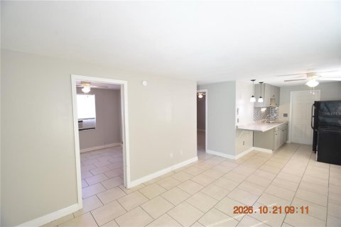 Appartement à louer à Dunedin, Floride: 2 chambres, 46.45 m2 № 2430564 - photo 4