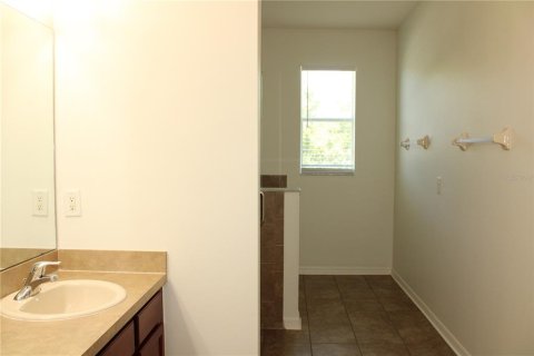 House in Parrish, Florida 3 bedrooms, 164.62 sq.m. № 2216329 - photo 20