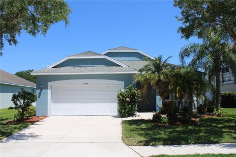 House in Parrish, Florida 3 bedrooms, 164.62 sq.m. № 2216329