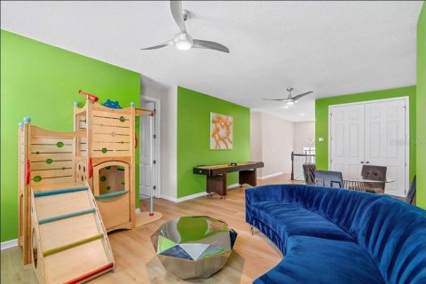 Villa ou maison à vendre à Kissimmee, Floride: 9 chambres, 448.53 m2 № 2399310 - photo 12