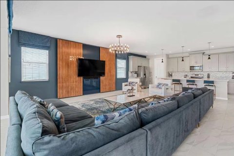 Villa ou maison à vendre à Kissimmee, Floride: 9 chambres, 448.53 m2 № 2399310 - photo 5