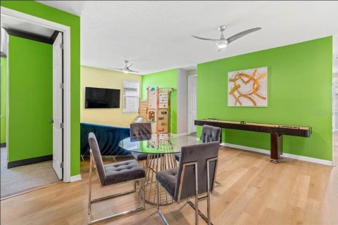 Villa ou maison à vendre à Kissimmee, Floride: 9 chambres, 448.53 m2 № 2399310 - photo 13