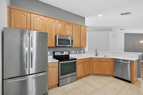 Condominio en alquiler en Davenport, Florida, 2 dormitorios, 175.86 m2 № 1913634 - foto 6