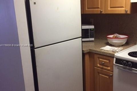 Condo in Miami Beach, Florida, 1 bedroom  № 1867647 - photo 5
