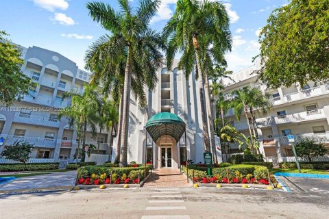 Copropriété à vendre à Doral, Floride: 3 chambres, 261.06 m2 № 1987109 - photo 16