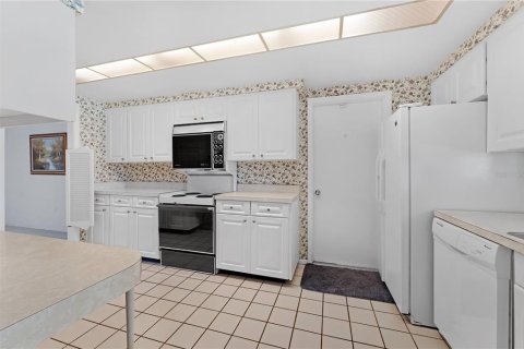 Купить виллу или дом в Сарасота, Флорида 9 комнат, 158.86м2, № 1509210 - фото 24