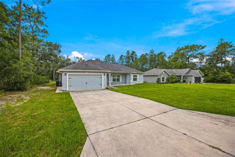 House in Ocala, Florida 3 bedrooms, 149.02 sq.m. № 2330112 - photo 4