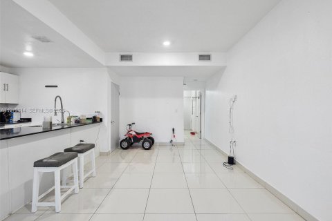 Купить таунхаус в Хомстед, Флорида 4 спальни, 133.22м2, № 2079400 - фото 8