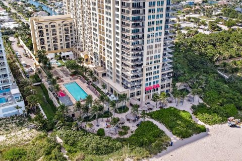 Condo in Riviera Beach, Florida, 2 bedrooms  № 1860323 - photo 18