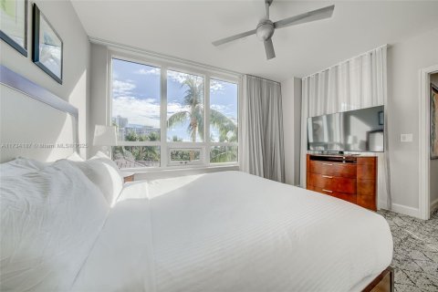Condo in Riviera Beach, Florida, 2 bedrooms  № 1860323 - photo 9