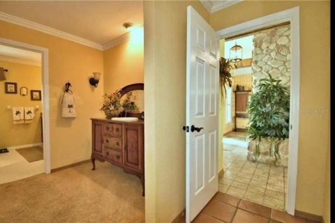 House in Babson Park, Florida 3 bedrooms, 240.8 sq.m. № 2227609 - photo 20