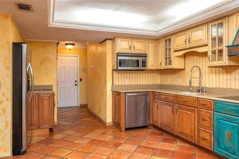 House in Babson Park, Florida 3 bedrooms, 240.8 sq.m. № 2227609 - photo 15