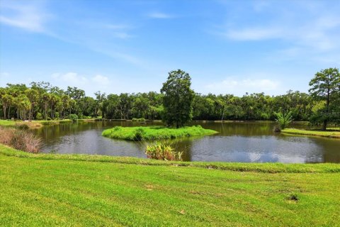 House in Sarasota, Florida 2 bedrooms, 148.74 sq.m. № 2312301 - photo 28