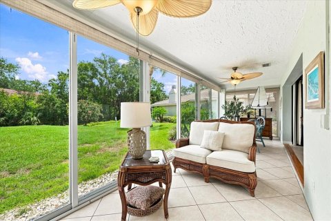 House in Sarasota, Florida 2 bedrooms, 148.74 sq.m. № 2312301 - photo 11
