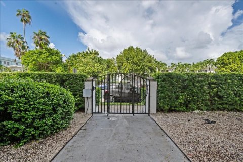 Condominio en venta en Miami Beach, Florida, 1 dormitorio, 53.88 m2 № 1929808 - foto 5