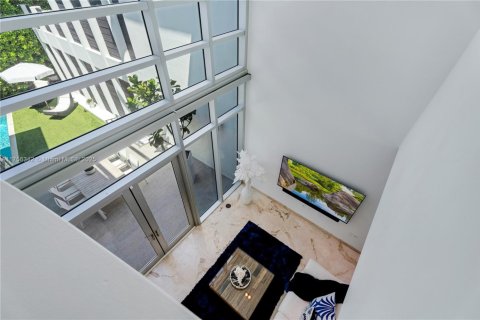 Townhouse in Key Biscayne, Florida 4 bedrooms, 227.42 sq.m. № 1697379 - photo 30