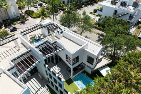Townhouse in Key Biscayne, Florida 4 bedrooms, 227.42 sq.m. № 1697379 - photo 3