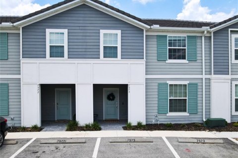 Townhouse in Davenport, Florida 5 bedrooms, 211.91 sq.m. № 2107907