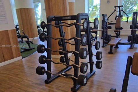 Снять в аренду кондоминиум в Майами-Бич, Флорида 1 спальня, 88.54м2, № 1988785 - фото 14