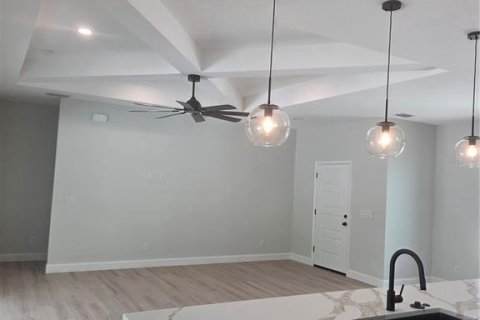 House in Port Charlotte, Florida 3 bedrooms, 151.43 sq.m. № 1914245 - photo 9