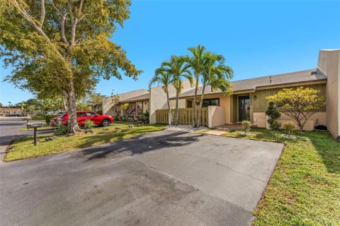 Купить таунхаус в Майами, Флорида 2 спальни, 102.29м2, № 2009250 - фото 4