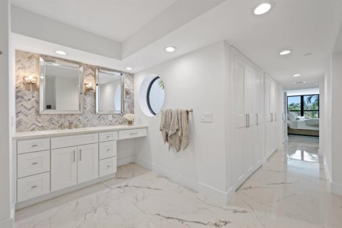 Condo in Jupiter, Florida, 3 bedrooms № 2191159 - photo 20