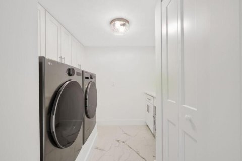 Condo in Jupiter, Florida, 3 bedrooms № 2191159 - photo 8