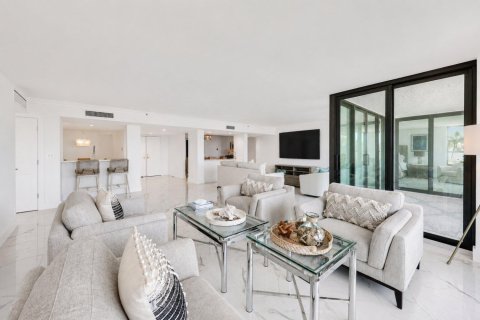 Condo in Jupiter, Florida, 3 bedrooms № 2191159 - photo 26