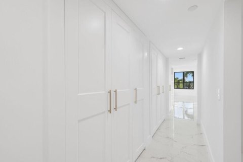 Condo in Jupiter, Florida, 3 bedrooms № 2191159 - photo 19