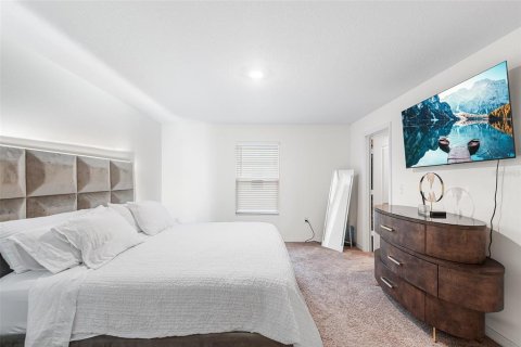 Townhouse in Tampa, Florida 3 bedrooms, 158.77 sq.m. № 2142045 - photo 16