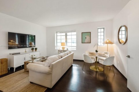 Copropriété à louer à Miami Beach, Floride: 1 chambre, 51.65 m2 № 2063704 - photo 2