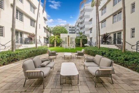 Copropriété à louer à Miami Beach, Floride: 1 chambre, 51.65 m2 № 2063704 - photo 17